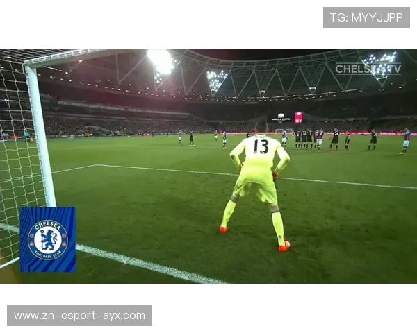 切尔西由守转攻速度加快